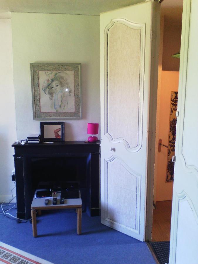 Maison d'hôtes l'Ancien Patronage à Caumont-sur-Garonne Extérieur photo